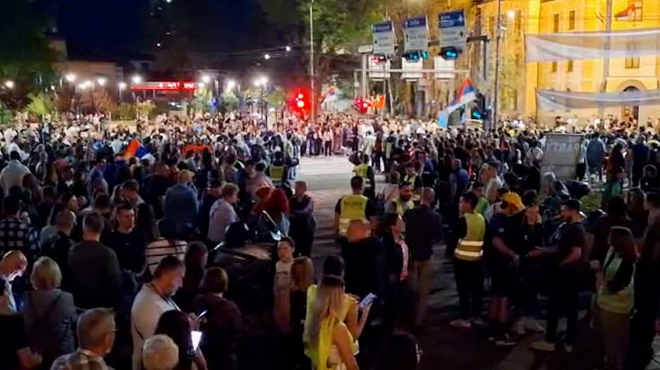 Nišlije dočekaju Nadu i Lava koji su biciklima išla do Strazbura.jpg