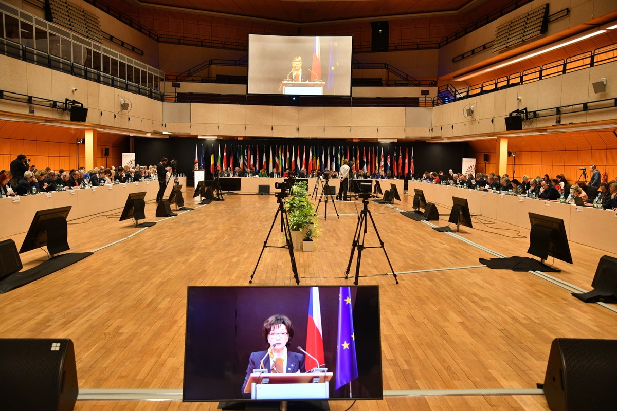 Spotkanie szefów parlamentów europejskich w Pradze