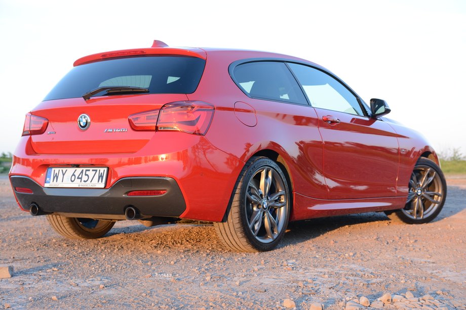 BMW M140i xDrive – przyczajony tygrys, ukryty smok