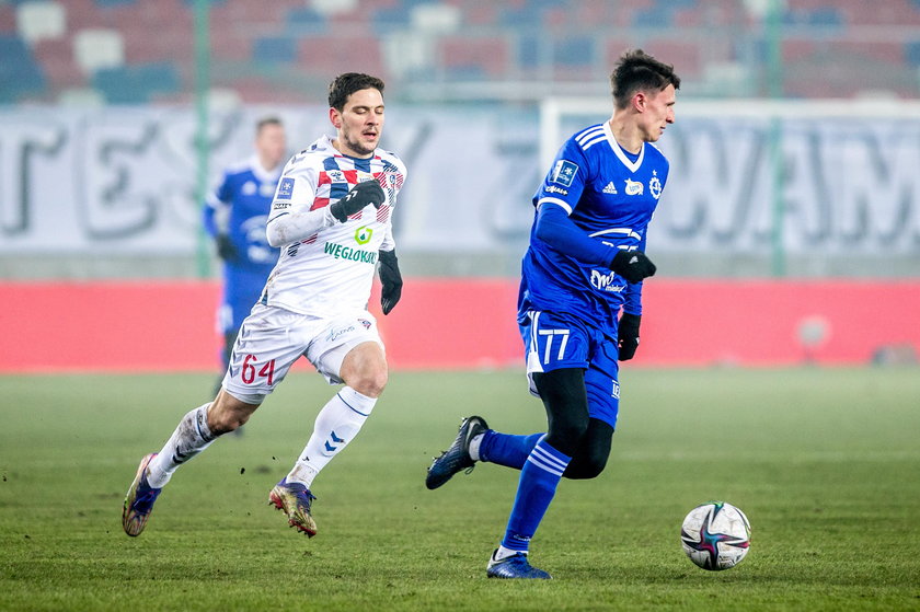 Pilka nozna. PKO Ekstraklasa. Gornik Zabrze - Stal Mielec. 15.02.2021