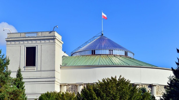 Nowy regulamin Sejmu uchwalono w zeszłym roku. Zmiany w procedurze konsultacji projektów ustaw są chwalone przez ekspertów.