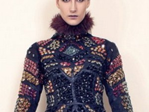 Swarovski köves álomkabát Abodi Dórától