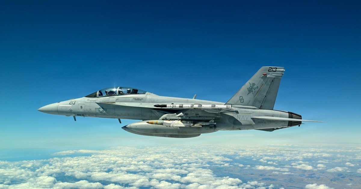 The US Navy is testing a jet-powered JDAM that can deliver standoff ...