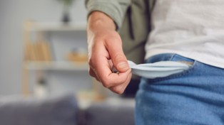 Nowy podatek uderzy w kieszenie Polaków. Trwają prace w Sejmie