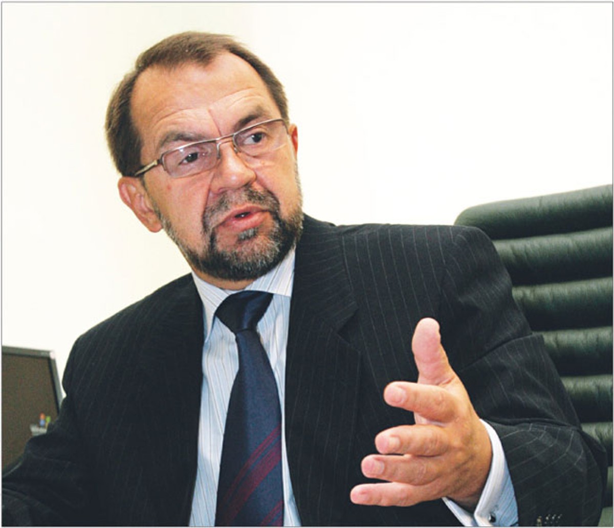 Profesor Krzysztof Rączka dziekan Wydziału Prawa i Administracji Uniwersytetu Warszawskiego, wybitny ekspert prawa pracy Fot. Wojciech Górski
