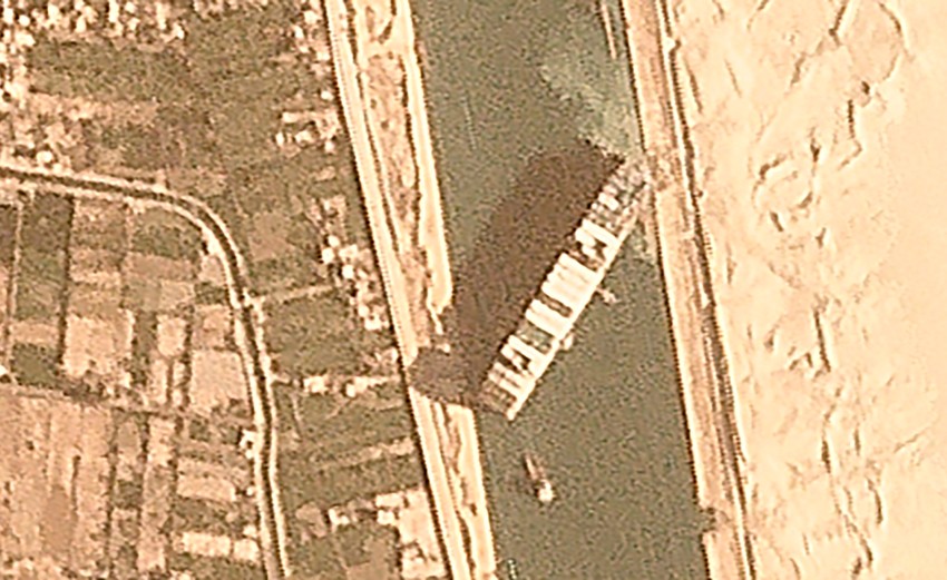 Brod Ever Given snimljen satelitom