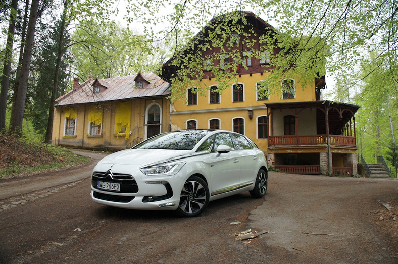 Citroen DS5 Hybrid4 w trasie: śląski Rzym zaprasza!