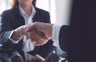 Zatrudniasz cudzoziemców? Jeden błąd może kosztować nawet kilkadziesiąt tysięcy złotych