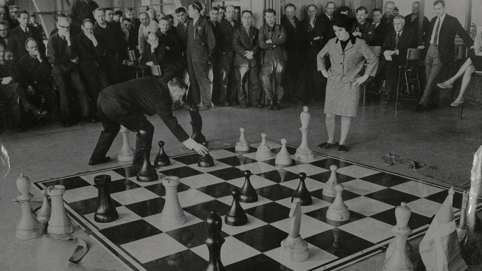 Nona Gaprindaszwili podczas meczu szachowego w 1968 r.