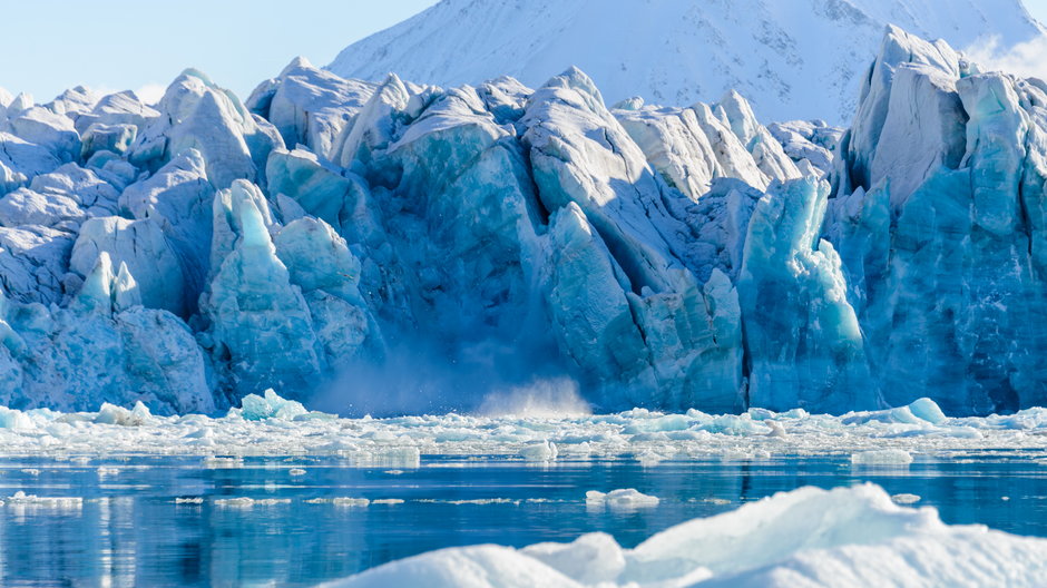 Naukowcy ostrzegają, że zmiany klimatu mogą spowodować groźne tsunami na Antarktydzie