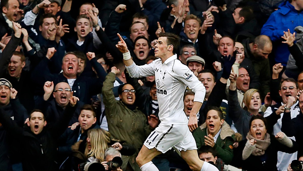 Tottenham pokonał w derbach Londynu Arsenal 2:1 (2:0). Dzięki temu zwycięstwu Koguty awansowały na trzecie miejsce w tabeli Premier League. Jednym z bohaterów spotkania był niezawodny ostatnio Gareth Bale. Całe spotkanie w barwach Kanonierów rozegrał Wojciech Szczęsny.