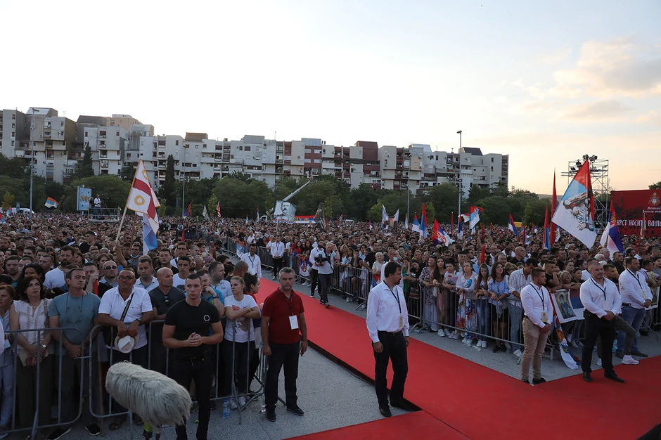 crna gora podgorica liturgija foto đorđe kojadinović