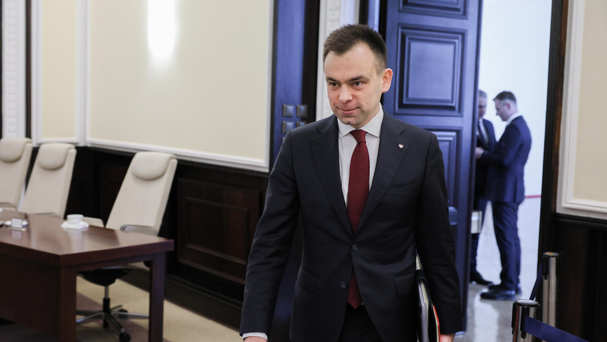 Nowy minister rozdaje nagrody. Wypłaty na ponad 3 mln zł