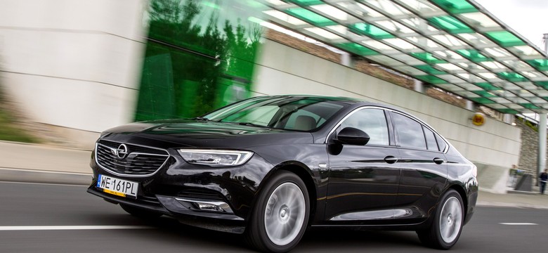 Opel Insignia Grand Sport na wakacje, czyli 300 km w poszukiwaniu golfowego dołka w Polsce