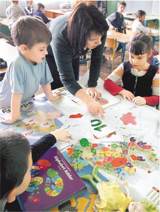 Rząd zagania nauczycieli do pracy w wakacje