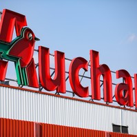 Versenyfelügyeleti eljárást indított a GVH a Spar és az Auchan ellen