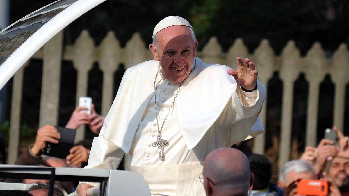 Papież Franciszek powiedział, że należy uznać to, co było pozytywne w reformie Marcina Lutra. Mówił o tym dziś podczas audiencji dla uczestników międzynarodowego sympozjum "Luter 500 lat później", zorganizowanego z inicjatywy Watykanu.