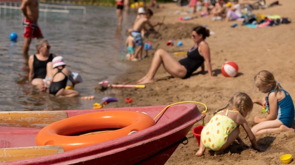 Wystartował sezon kąpielowy we Wrocławiu