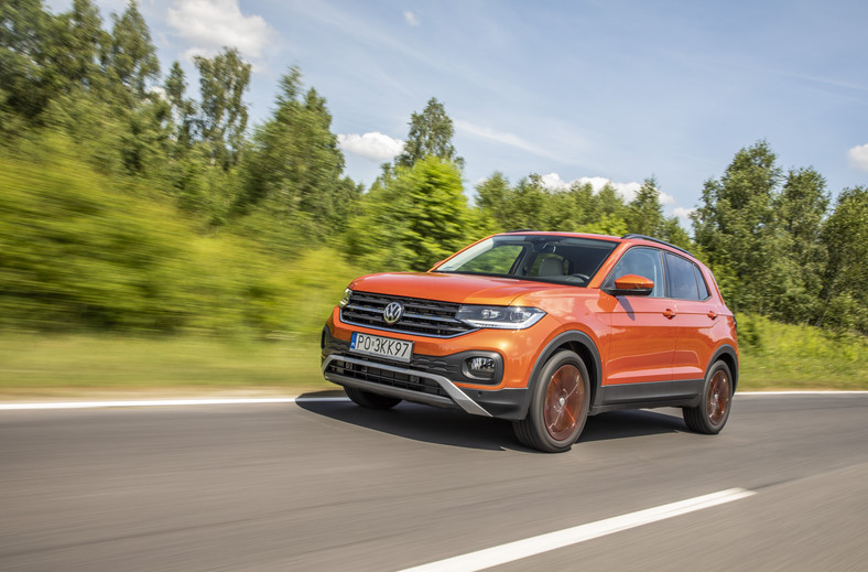 Volkswagen T-Cross – cena od 65 790 zł (rocznik 2019)