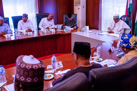 President Muhammadu Buhari meets Economic Council, vows to protect Nigerians.  [Twitter/@BashirAhmaad]