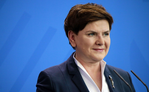 Premier o swoim urzędzie: Nazywam się Beata Szydło, na drugie mam "Eksperyment"