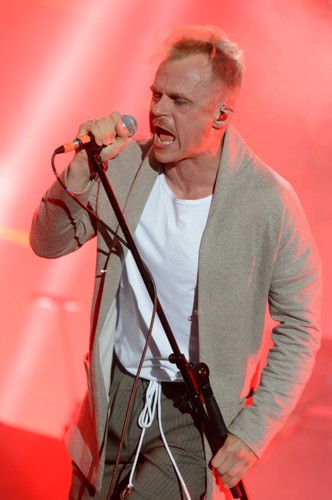 Piotr Rogucki na koncercie Męskie Granie. Poznań, 9 lipca 2017.