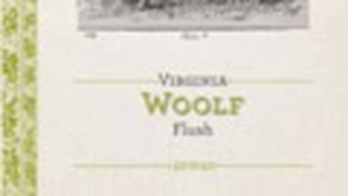 Virginia Woolf, utorka "Pani Dalloway" jest u nas dziś najczęściej chyba wydawanym z wielkich twórców modernizmu. Ukazują się zarówno wznowienia, jak i rzeczy dotąd nietłumaczone: powieści "Pokój Jakuba" i "Między aktami", eseje, a przede wszystkim obszerny wybór z "Dziennika". O "Flushu" sama pisarka wyrażała się z pewnym lekceważeniem — a przecież jest to książka warta lektury i w swoim rodzaju doskonała.