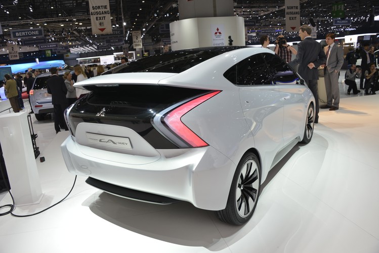 Mitsubishi concept CA-MiEV