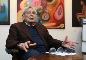 Vladeta Jerotić je tvrdio da jedna rečenica vodi pravo ka razvodu: "Ako je izgovorite, pišite propalo"