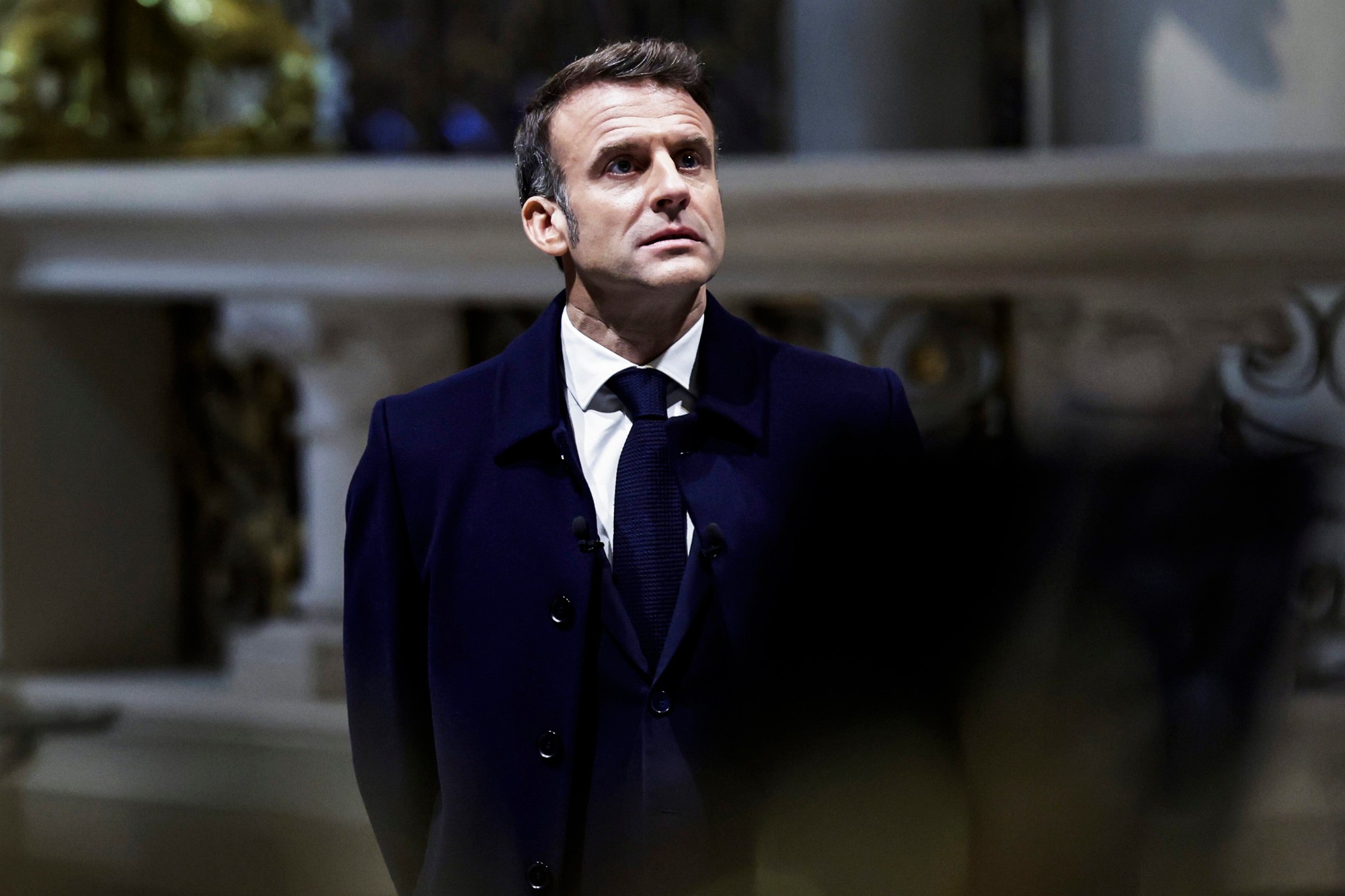 Prezident Macron navštívil zrekonštruovanú katedrálu Notre-Dame v Paríži.