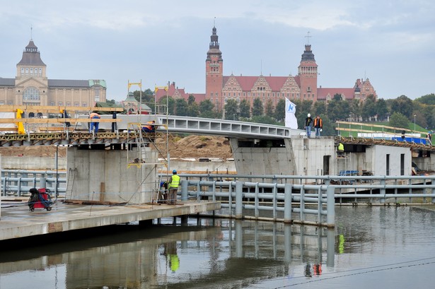 Most ma nieco ponad 100 m długości i 4,5 m szerokości. fot. (mb/zuz) PAP/Marcin Bielecki