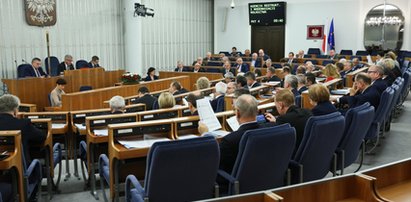 Senat przyjął ustawę o Trybunale