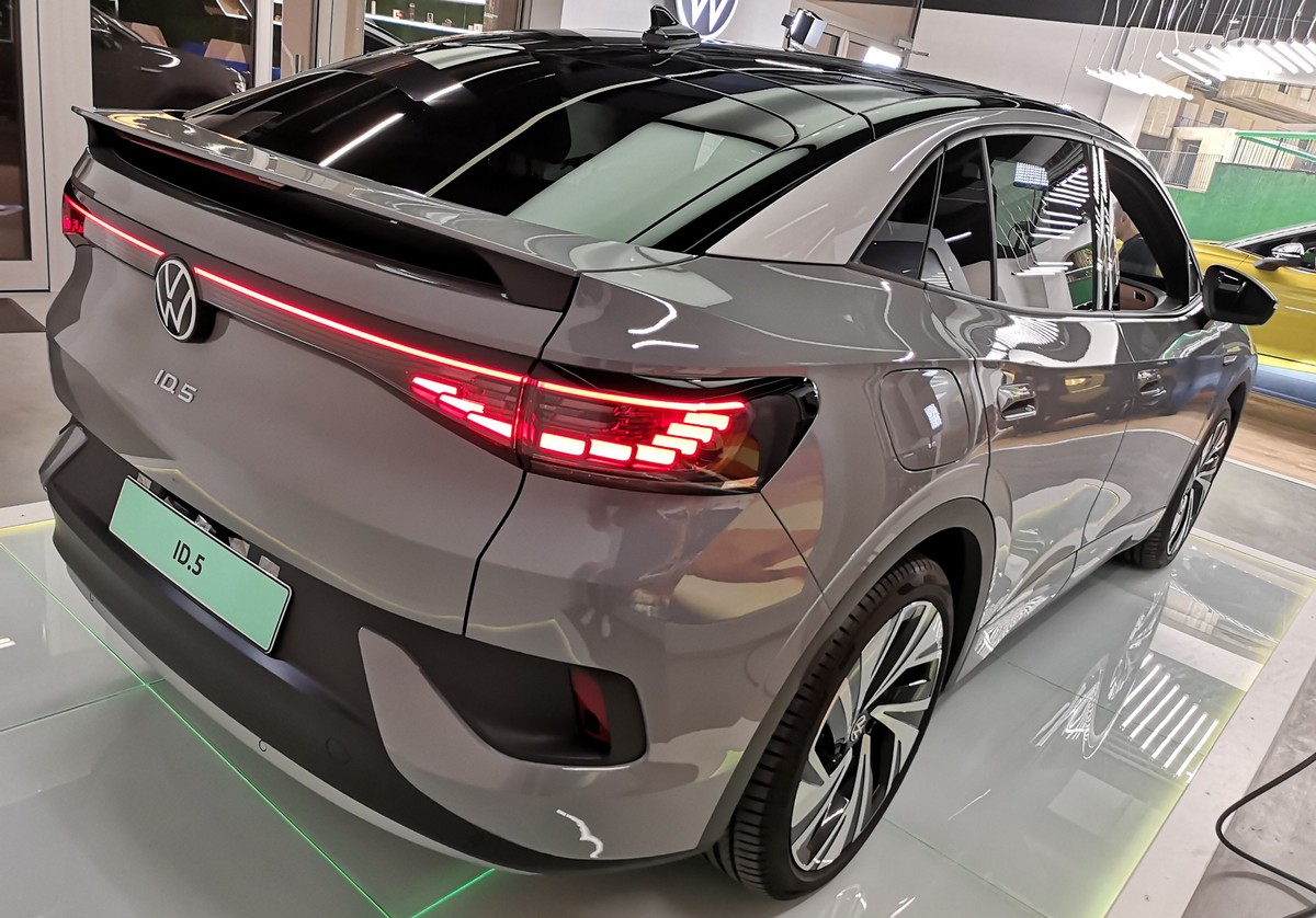 Elektryczny Volkswagen ID.5 Pro