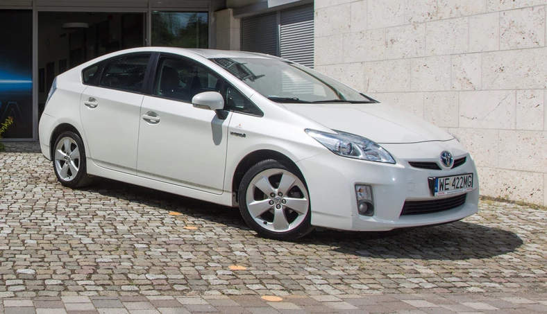 Toyota Prius III (2009-2016)