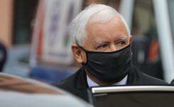 Kaczyński od początku epidemii sukcesywnie podkręca płomień pod polskim kotłem [FELIETON]