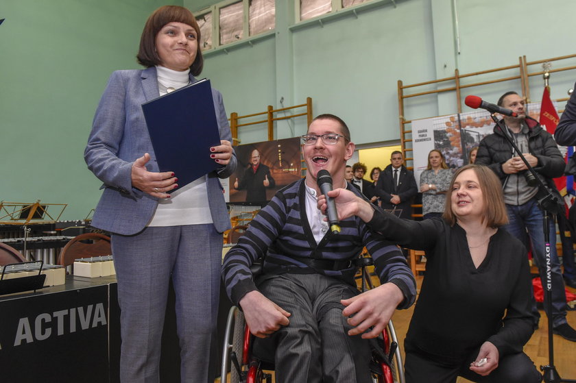 Uroczystość nadania imienia prezydenta Pawła Adamowicza Podstawowej Szkole Specjalnej przy ul. Jagiellońskiej 11 w Gdańsku Przymorzu