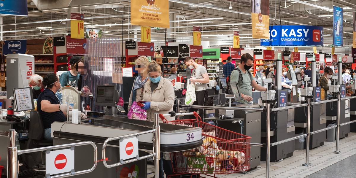 Będą obowiązkowe szczepienia dla pracowników sklepów?