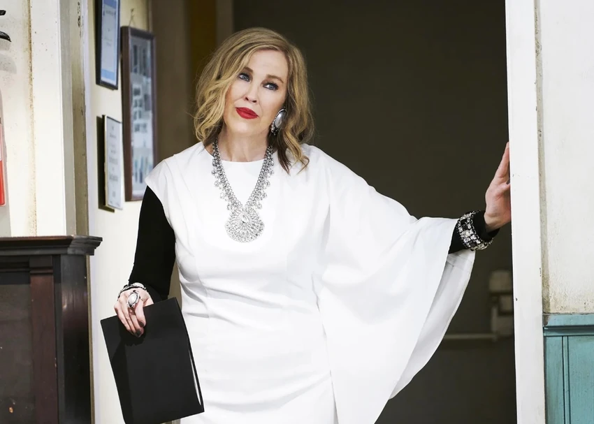 Catherine O’Hara kao Moira Rose