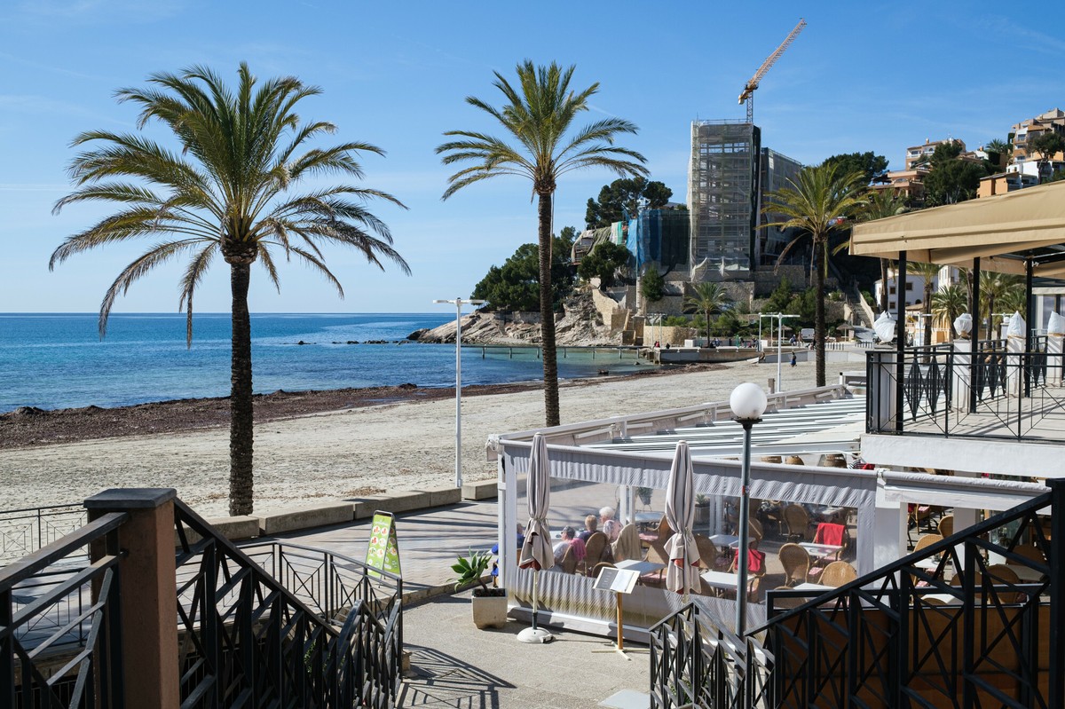 Te kraje wybieramy na majówkę. Ale PKP ma alternatywę