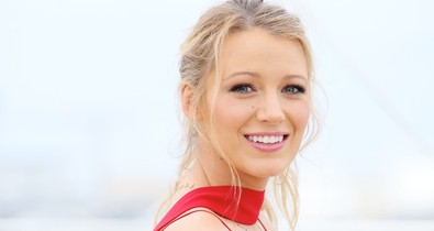 Blake Lively legszebb várandós vörös szőnyeges pillanatai