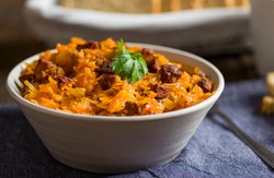 Kultowy, karnawałowy bigos Remigiusza Rączki. Tak pyszny, że trudno przestać jeść