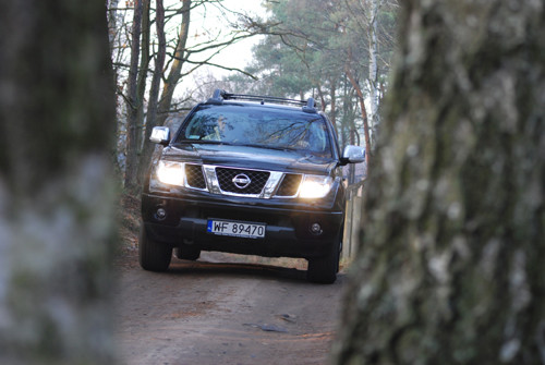 Nissan Navara 2.5D Platinum: Pikap dobry w każdej sytuacji