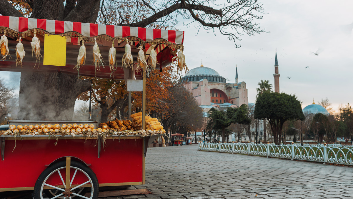 W Stambule powstał bazar z pamiątkami po byłych partnerach