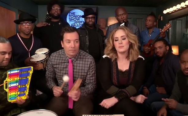 Adele śpiewa, Jimmy Fallon akompaniuje. Ta wersja "Hello" podbija Internet [WIDEO]