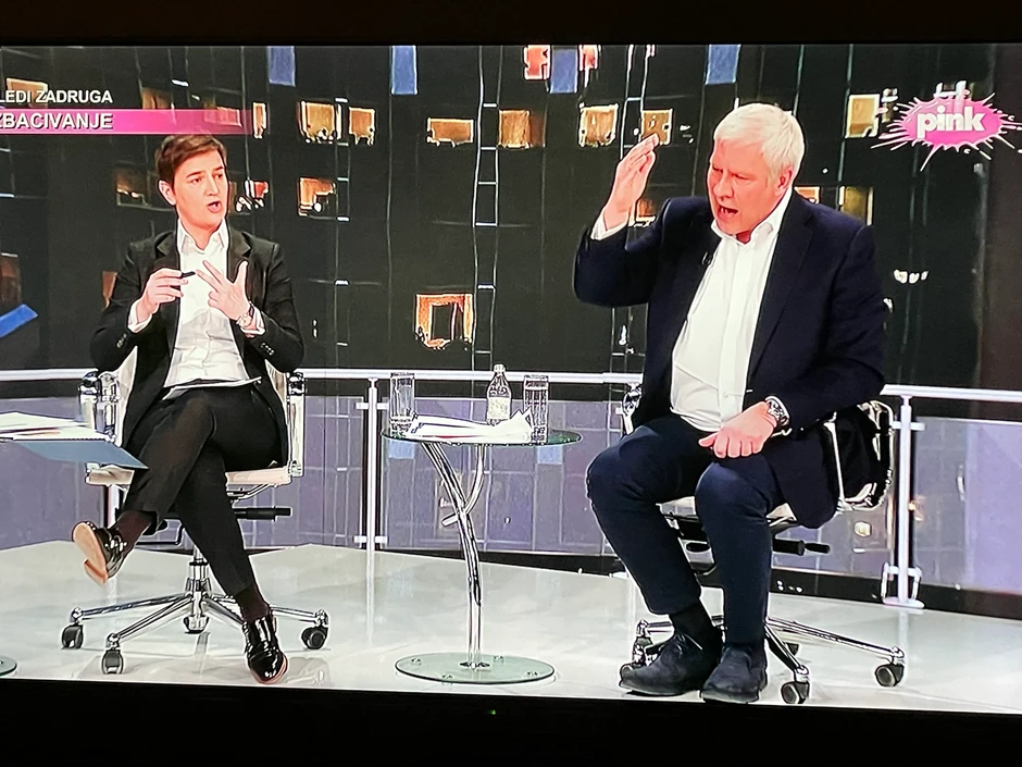 Hit tvit Brnabić i Tadić