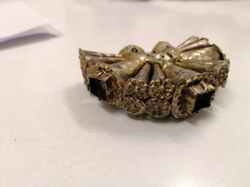 Minđuša je poreklom iz Ohrida, datira iz vremena vladavine dinastije Nemanjića