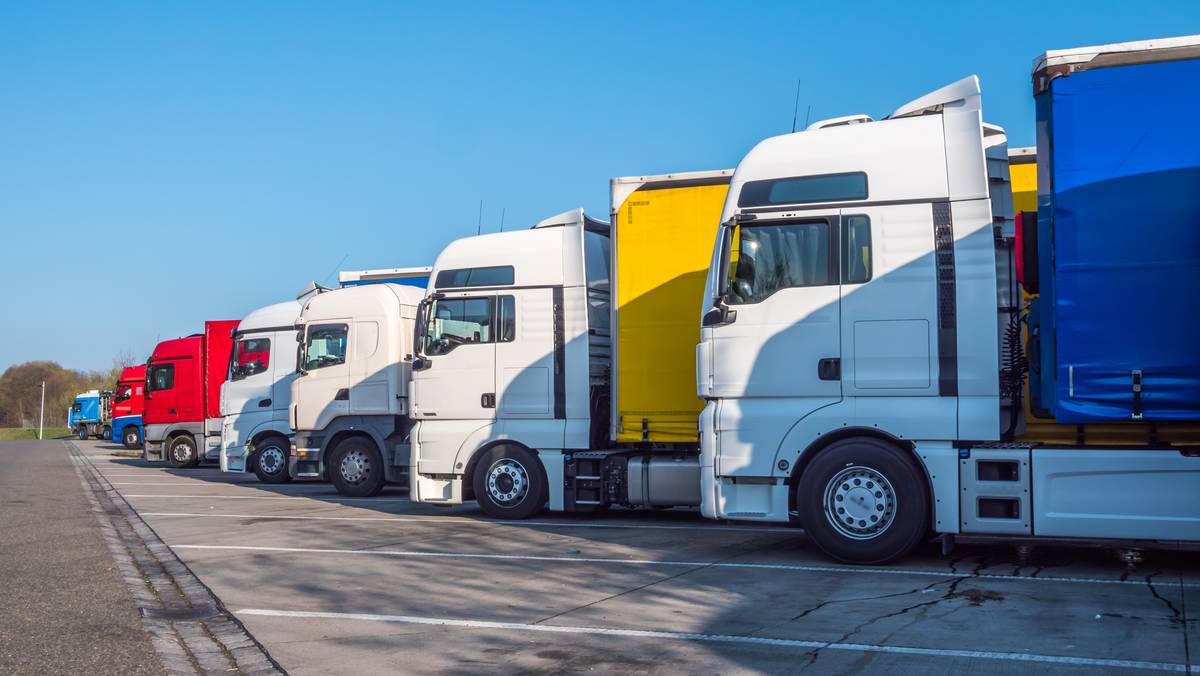 Czy na początku lutego br. kierowcy ciężarówek zablokują przygraniczne parkingi na autostradach? 