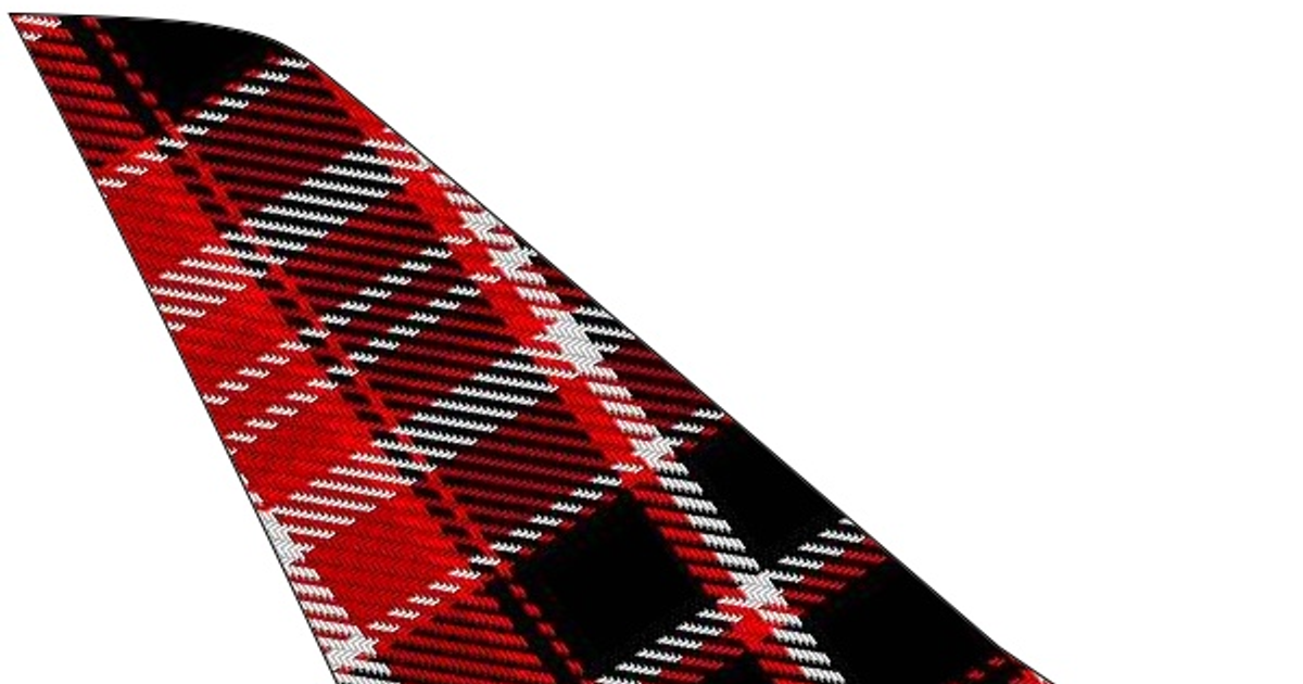 Loganair cabin crew reject wage offer while pilots approve new contract