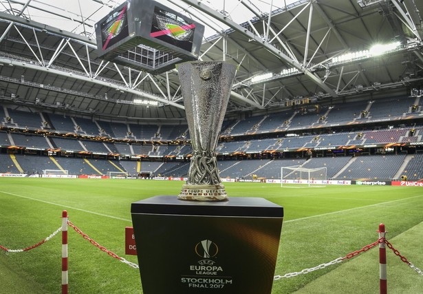 Liga Europy: Man Utd i Ajax w Sztokholmie zagrają o trofeum i oddadzą hołd ofiarom zamachu