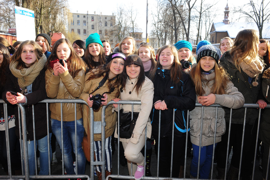 Justin Bieber w Polsce - fanki (fot. Darek Kawka / Onet)